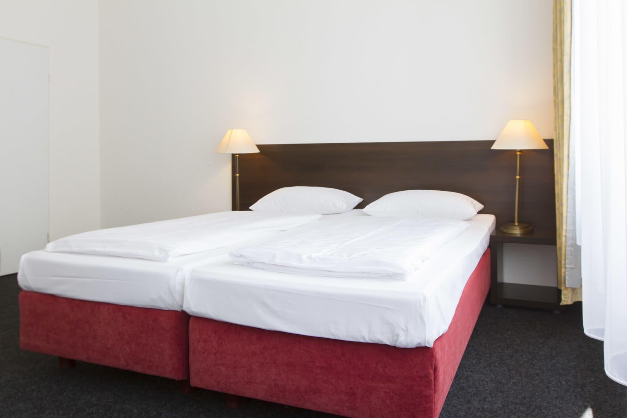 อพาร์ตโฮเทล เวกา เบอร์ลิน Aparthotel ภายนอก รูปภาพ