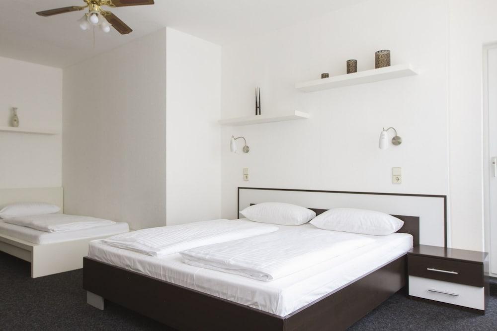อพาร์ตโฮเทล เวกา เบอร์ลิน Aparthotel ภายนอก รูปภาพ