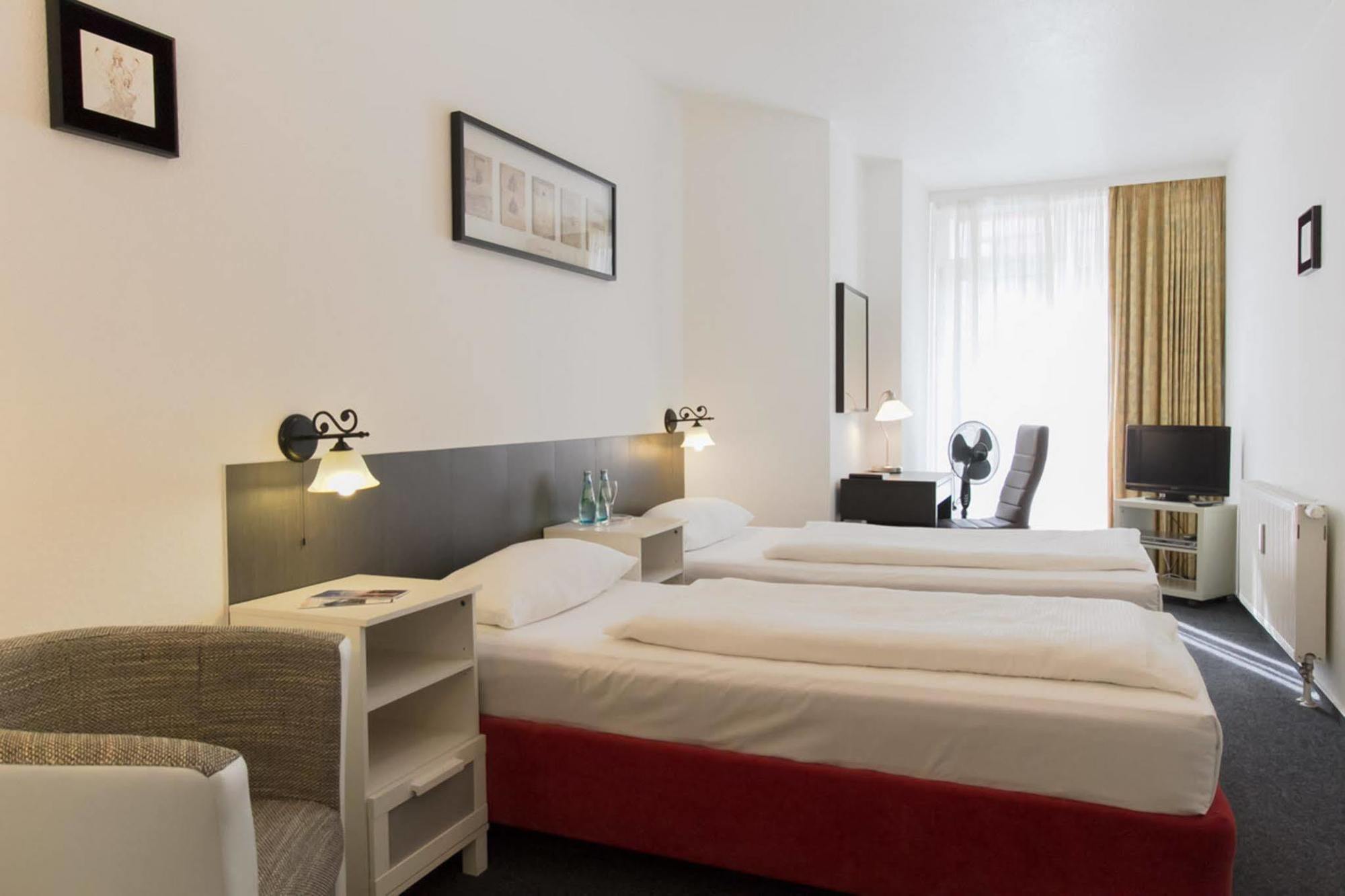 อพาร์ตโฮเทล เวกา เบอร์ลิน Aparthotel ภายนอก รูปภาพ